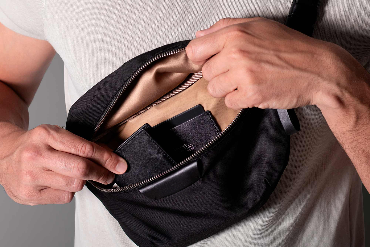 KAKAVY Classic Sling Bag — product view 3