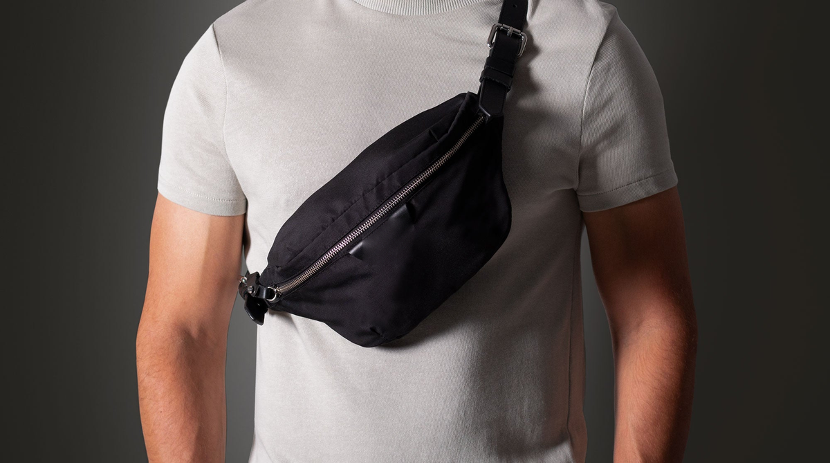 KAKAVY Classic Sling Bag — feature detail 4