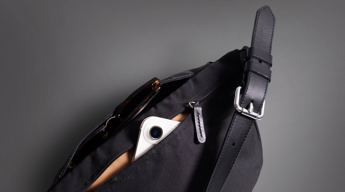 KAKAVY Classic Sling Bag — feature detail 7