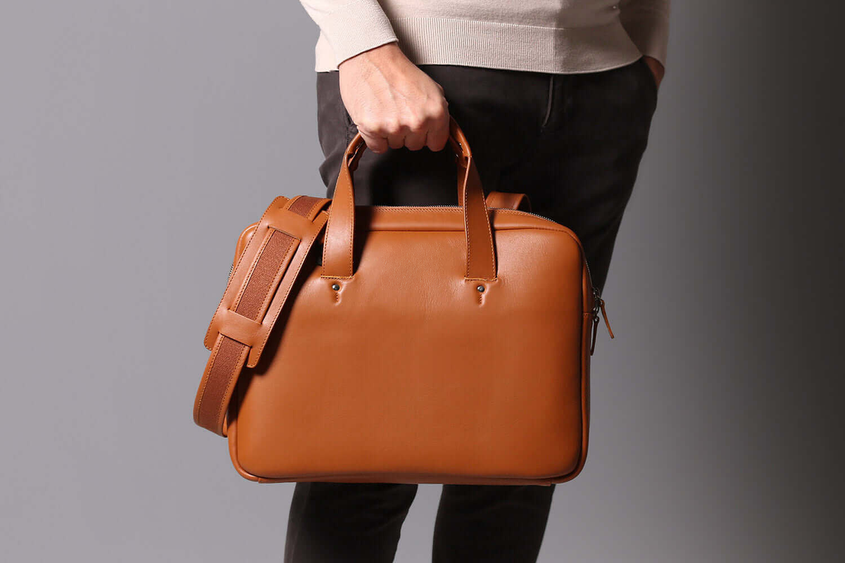 KAKAVY Everyday Leather Briefcase — product view 3