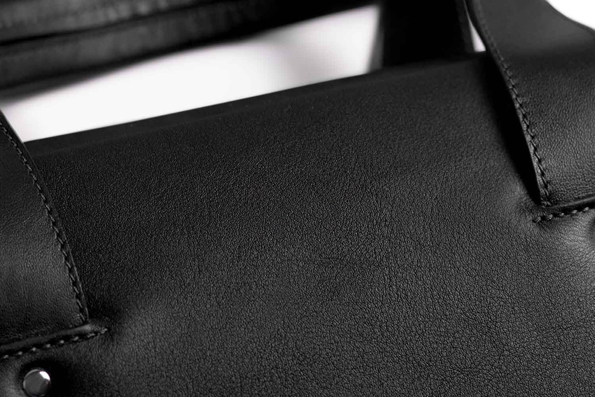 KAKAVY Everyday Leather Briefcase — product view 11