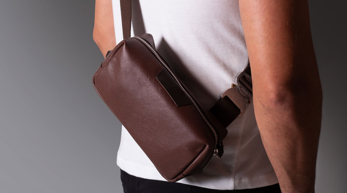 KAKAVY Leather Crossbody Bag — feature detail 17