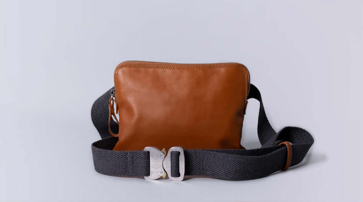 KAKAVY Leather Sling Bag — feature detail 24