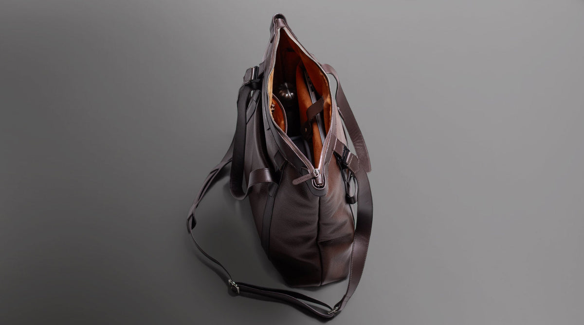 KAKAVY Leather Tote Bag — feature detail 20