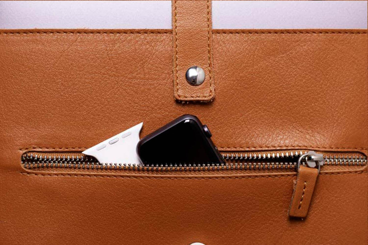 KAKAVY Nomad Organiser for iPad Pro 13" & MacBook Pro 13" / 14” — product view 3