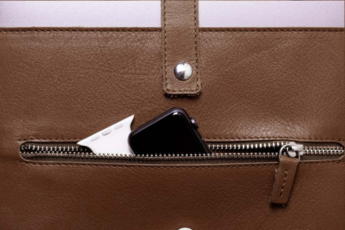 KAKAVY Nomad Organiser for iPad Pro 13" & MacBook Pro 13" / 14” — product view 11