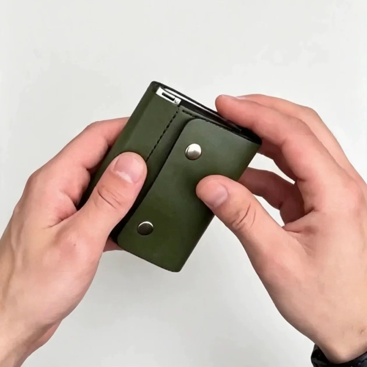 Handmade Full-Grain Leather Trifold Wallet with Coin Pocket