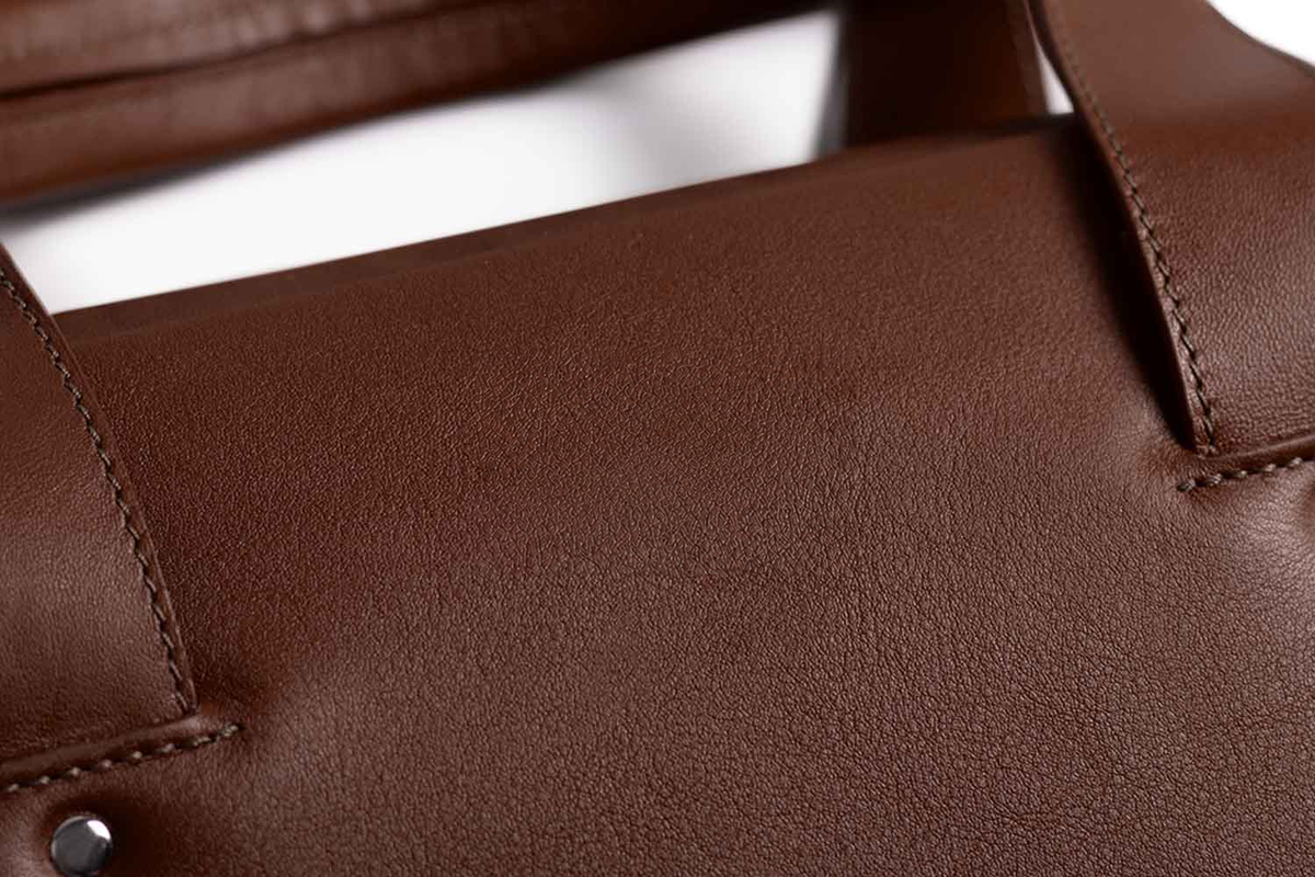 KAKAVY Everyday Leather Briefcase — product view 18