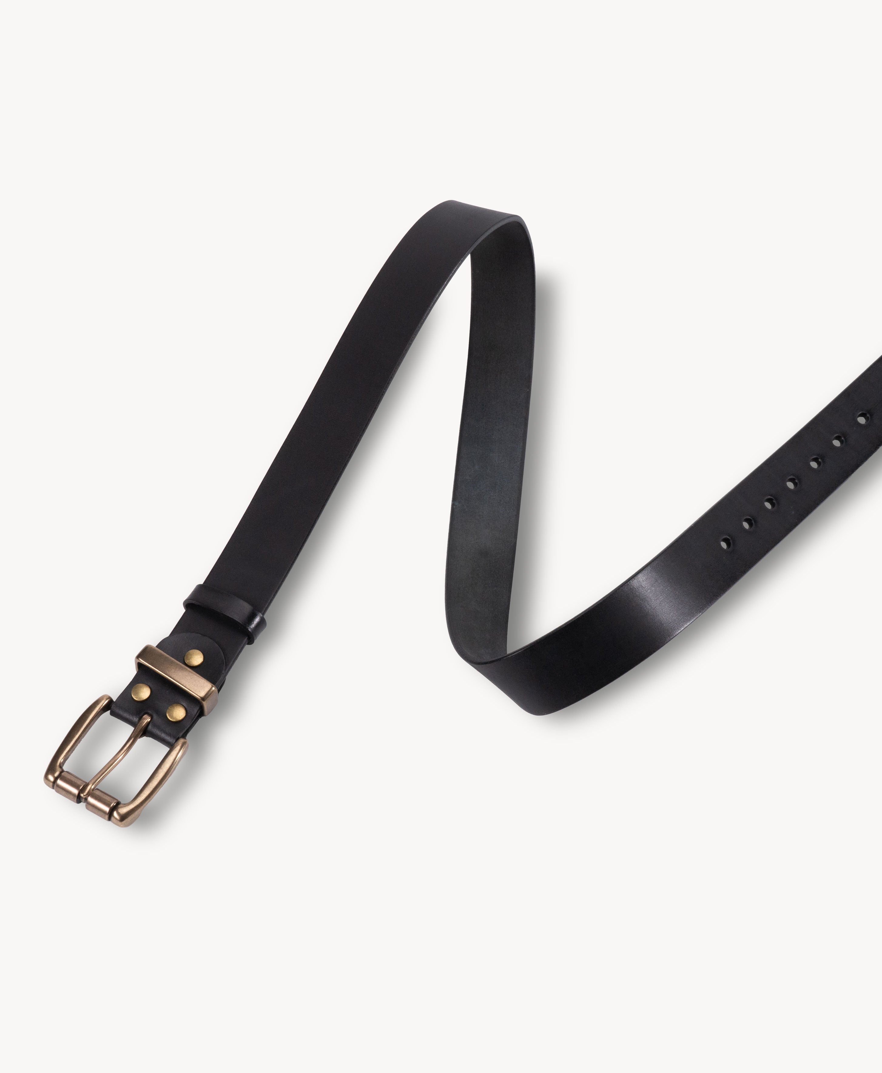 Handmade Cowhide Leather Belt - Black - rivet construction detail