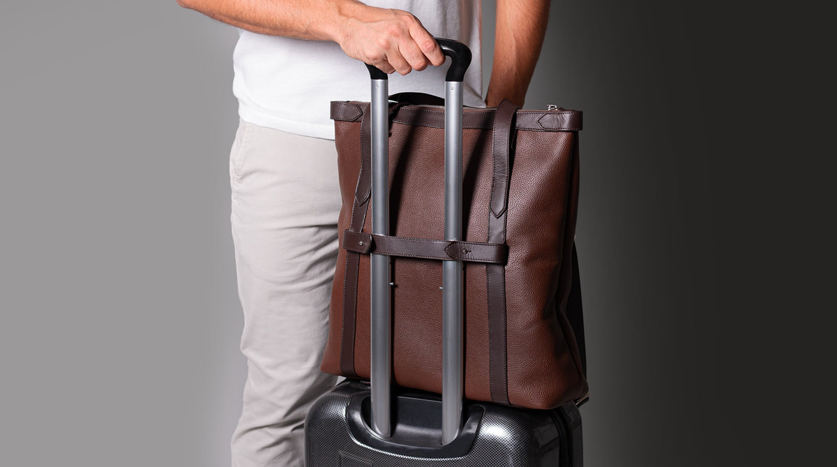 KAKAVY Leather Tote Bag — feature detail 21