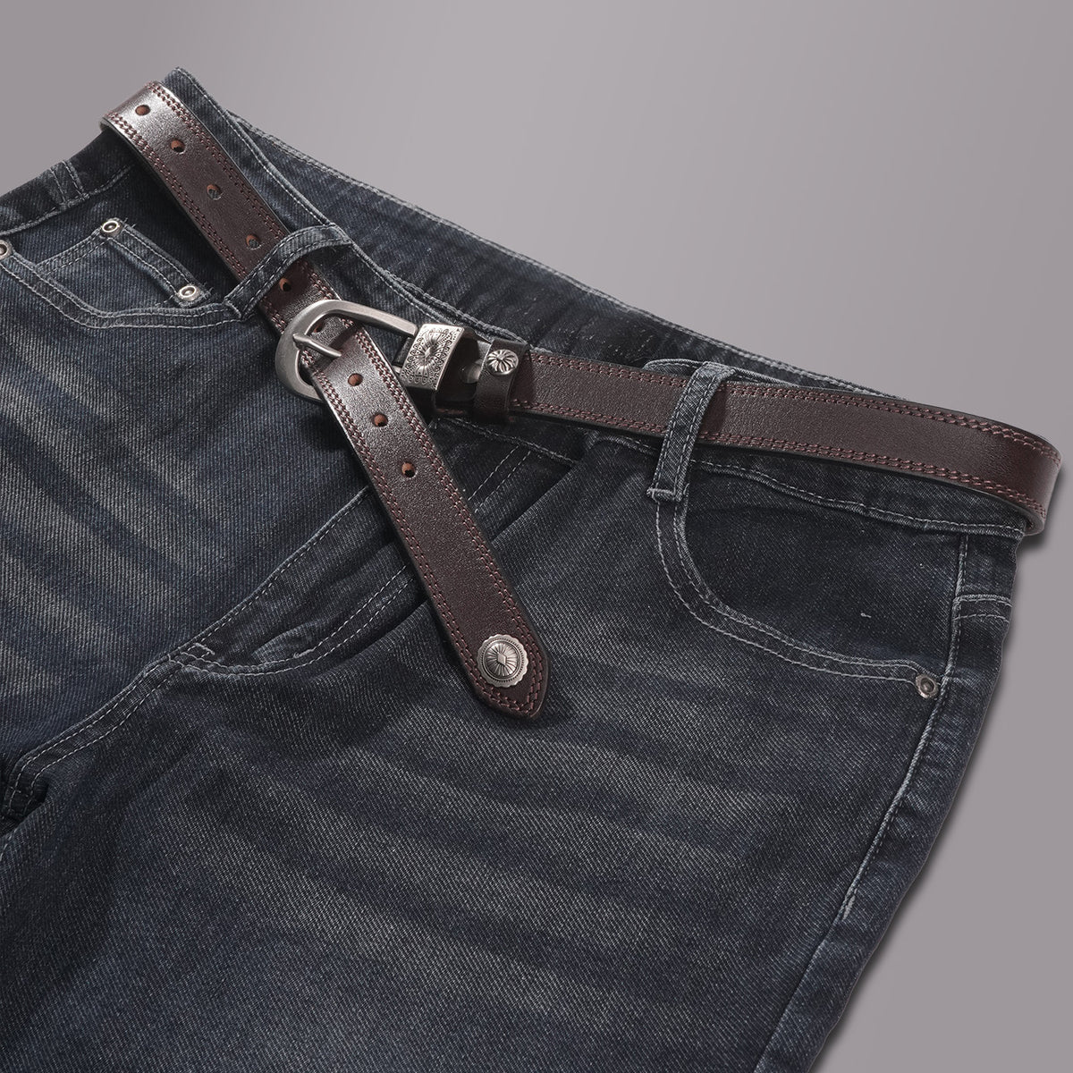KAKAVY Western Oval Buckle Full-Grain Leather Belt - styled detail 10